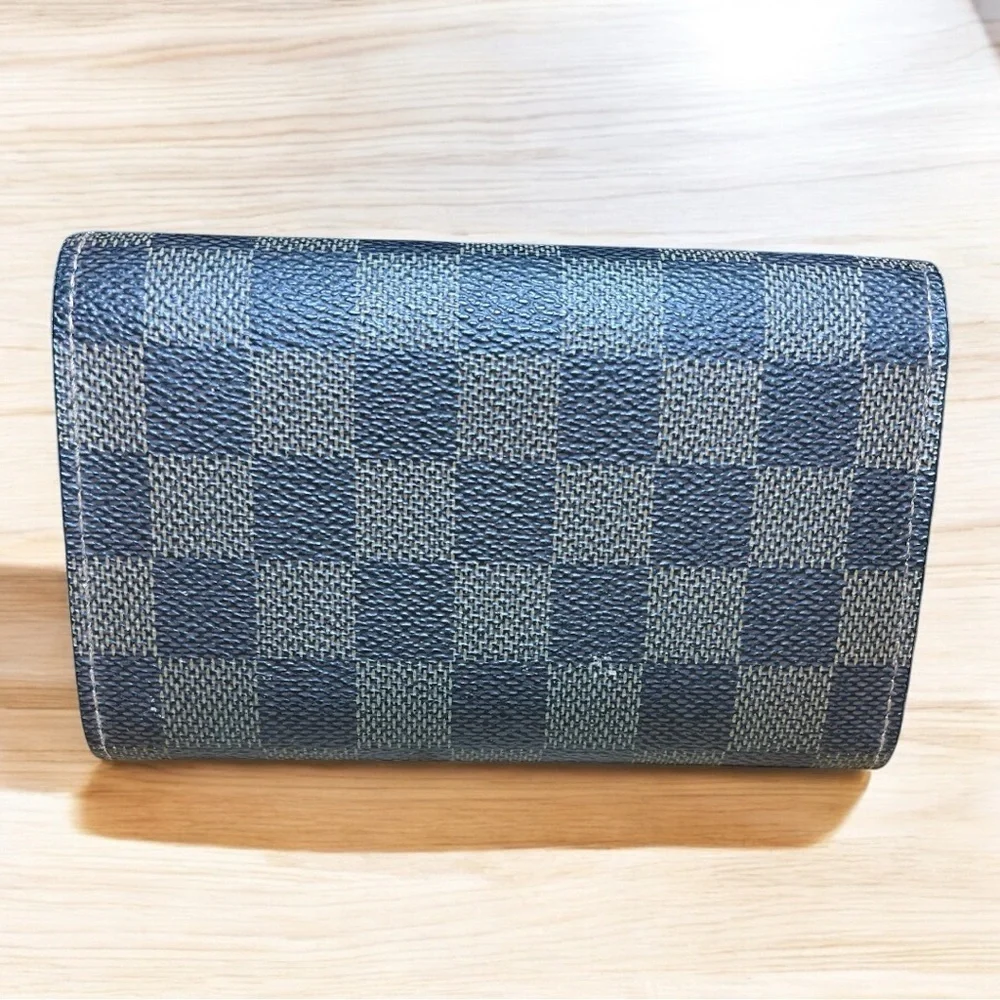 Louis Vuitton this louis